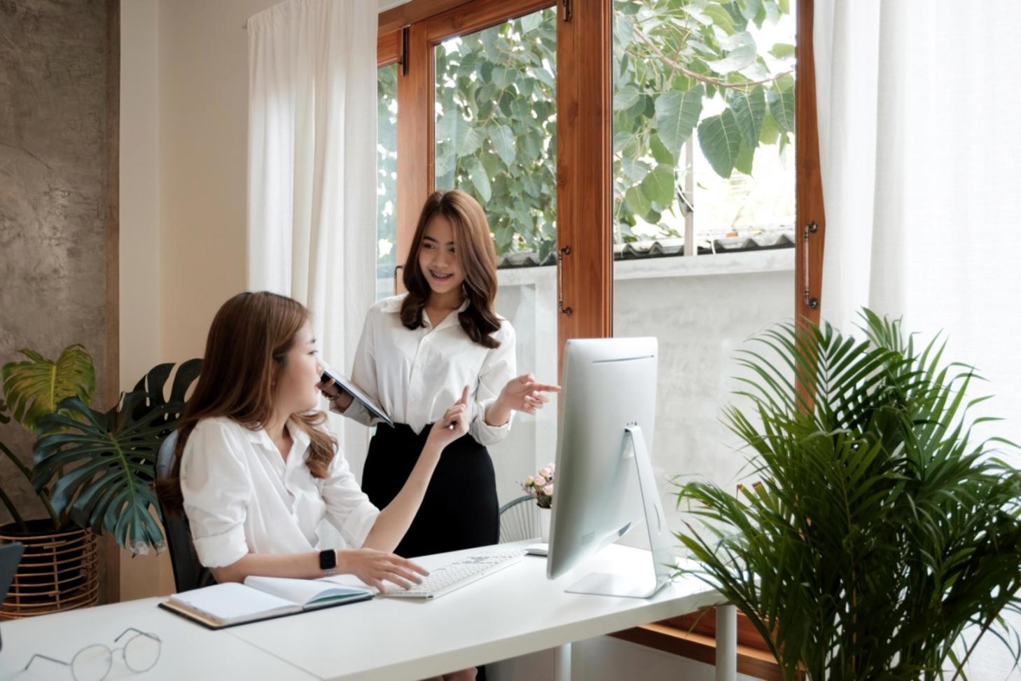 Client consultation and financial planning discussion